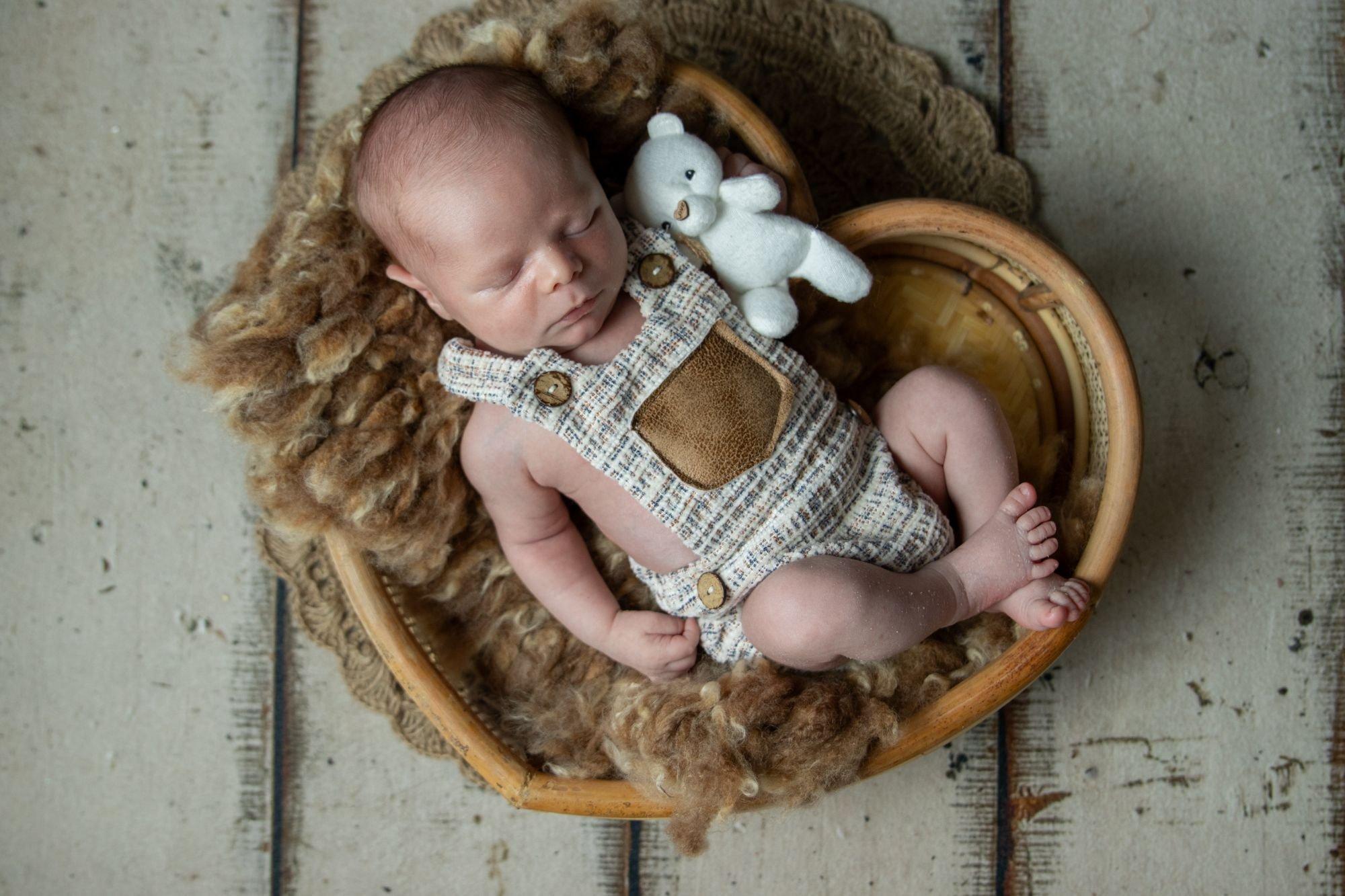 carousel-hero-element image-5